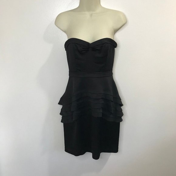 BCBGMaxAzria Aurelia Black Dress Size 02 Strapless Sweetheart Satin Mini - Picture 2 of 10